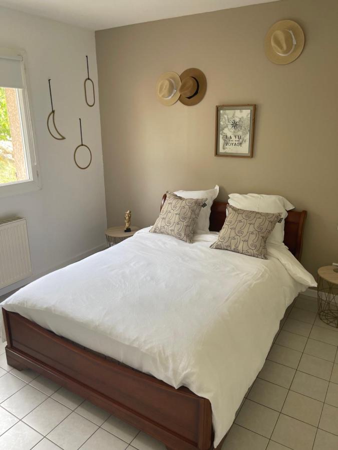 Au Jardin De Papy Country house *